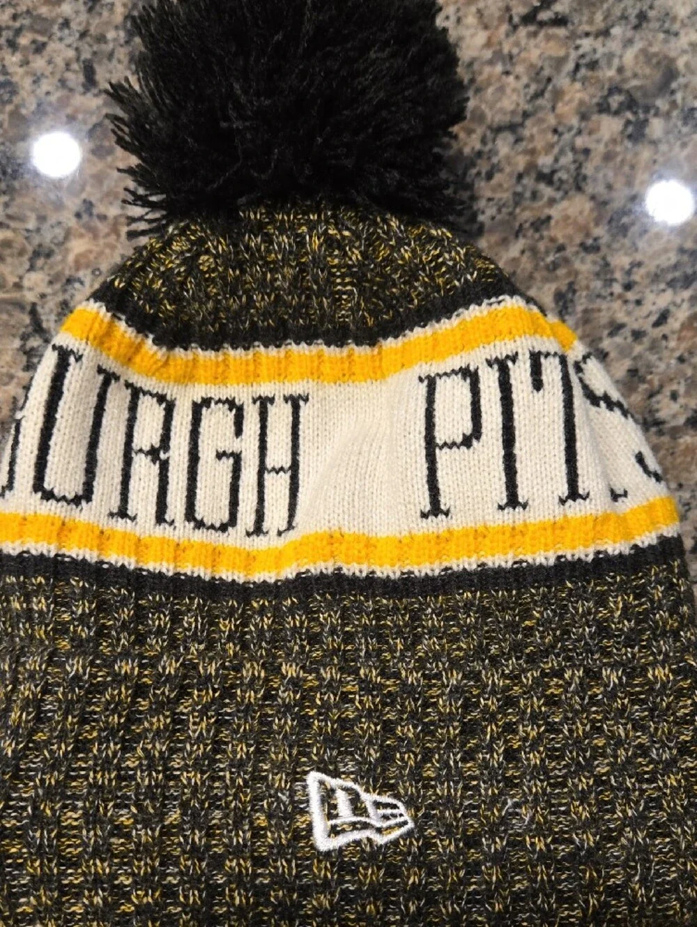 Authentic New Era Pittsburgh Steelers Sport Knit Beanie Cold Weather Hat